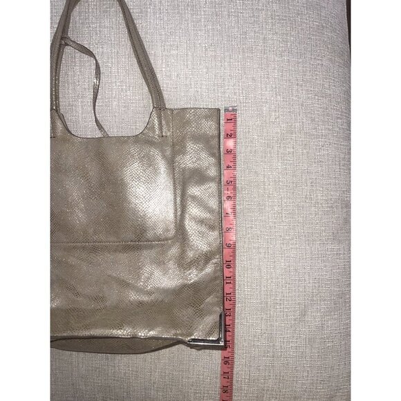 Antonio Melani | Gold Metallic Reptile Pattern Shoulder Bag Tote - Picture 4 of 10